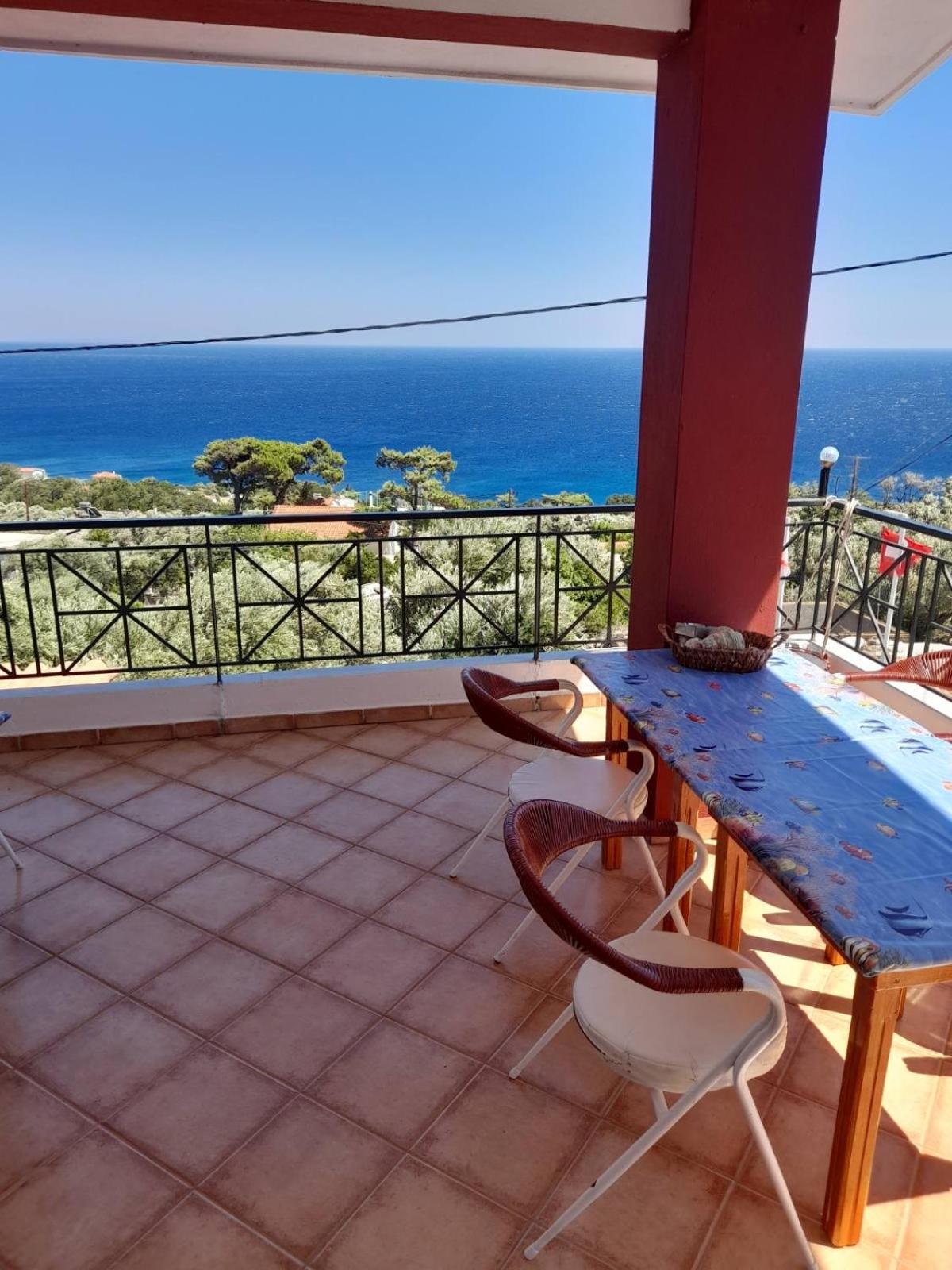 Ikaria Studios Manganitis Экстерьер фото